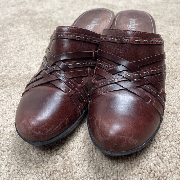 Indigo By Clarks Clogs Womens 8 Brown Mules Heels Leather Comfort Woven Straps - Picture 2 of 7